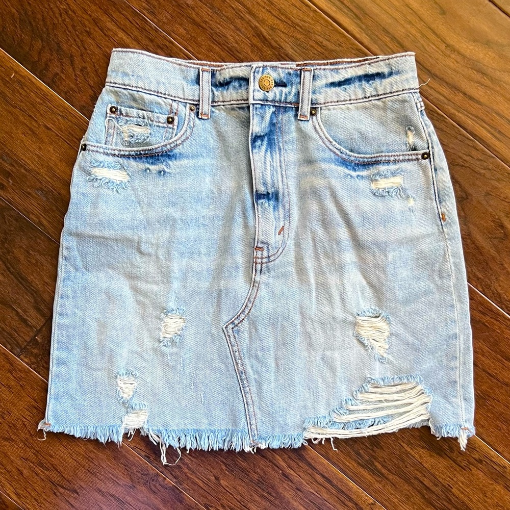 BDG Urban Outfitters 💙 cutoff mini skirt 💙 EUC ❤️‍🔥 EFFIN CUTE